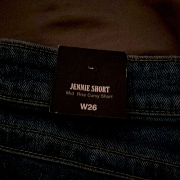 True Religion Jennie Short - Picture 2 of 7